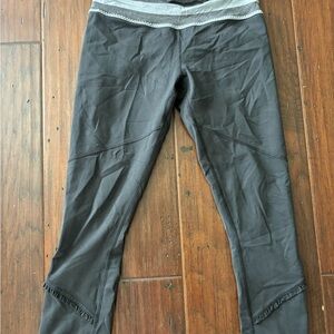 Lululemon crop leggings